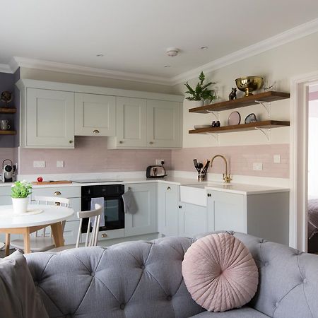 Vesta Central Bath Apartment Ngoại thất bức ảnh