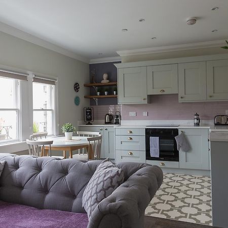 Vesta Central Bath Apartment Ngoại thất bức ảnh